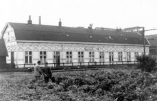 Het eerste station van Breda werd gebouwd in 1855 aan de Spoorlijn Roosendaal - Breda.